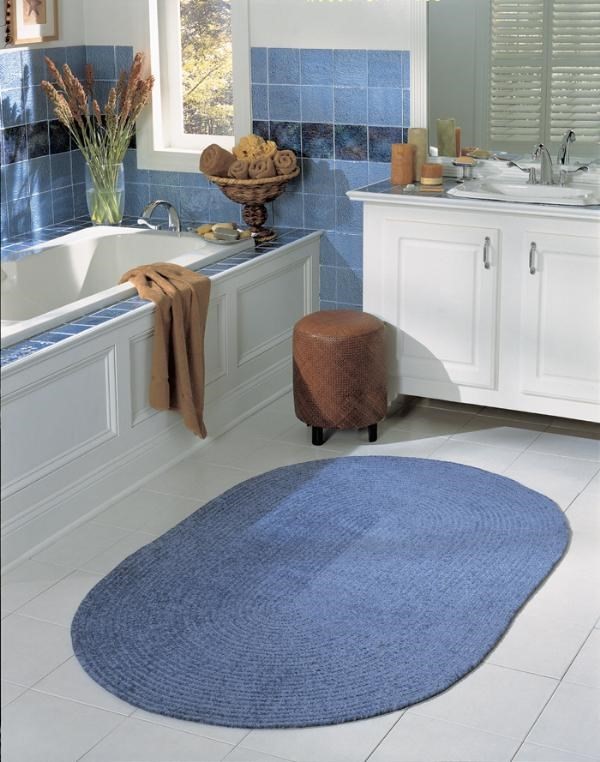 7 Bath Mat Ideas to Make Your Bathroom Feel More Like a Spa