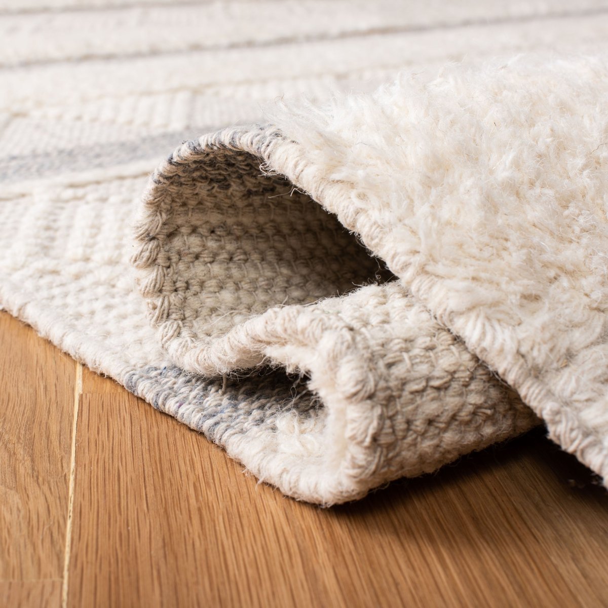 CARPET, plain weave, Plain White Beige, Kateha for Norrgavel, approx. 300  x 200 cm. Carpets & Textiles - Carpets - Auctionet