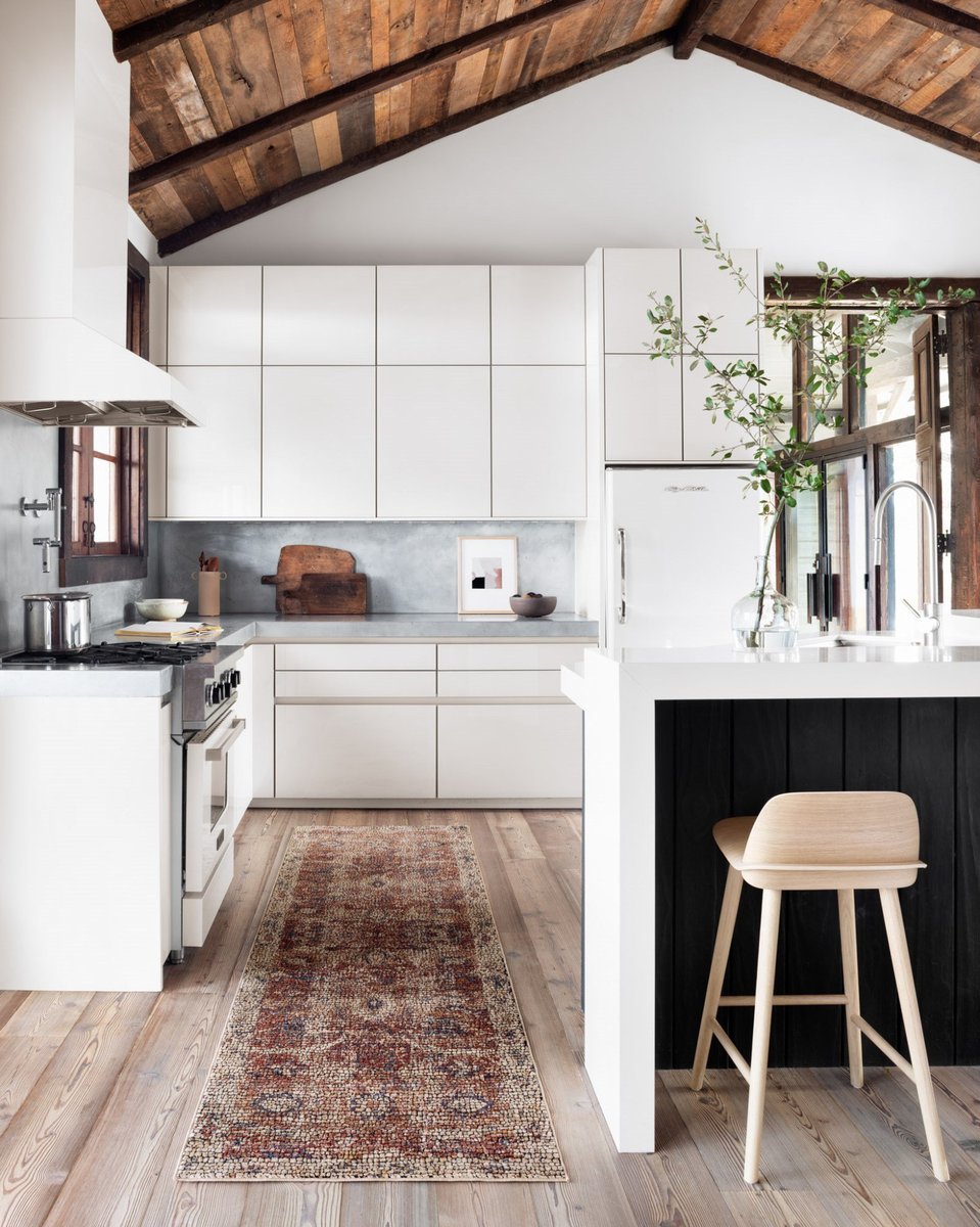 Contrast is Key - Small Kitchen Design Ideas