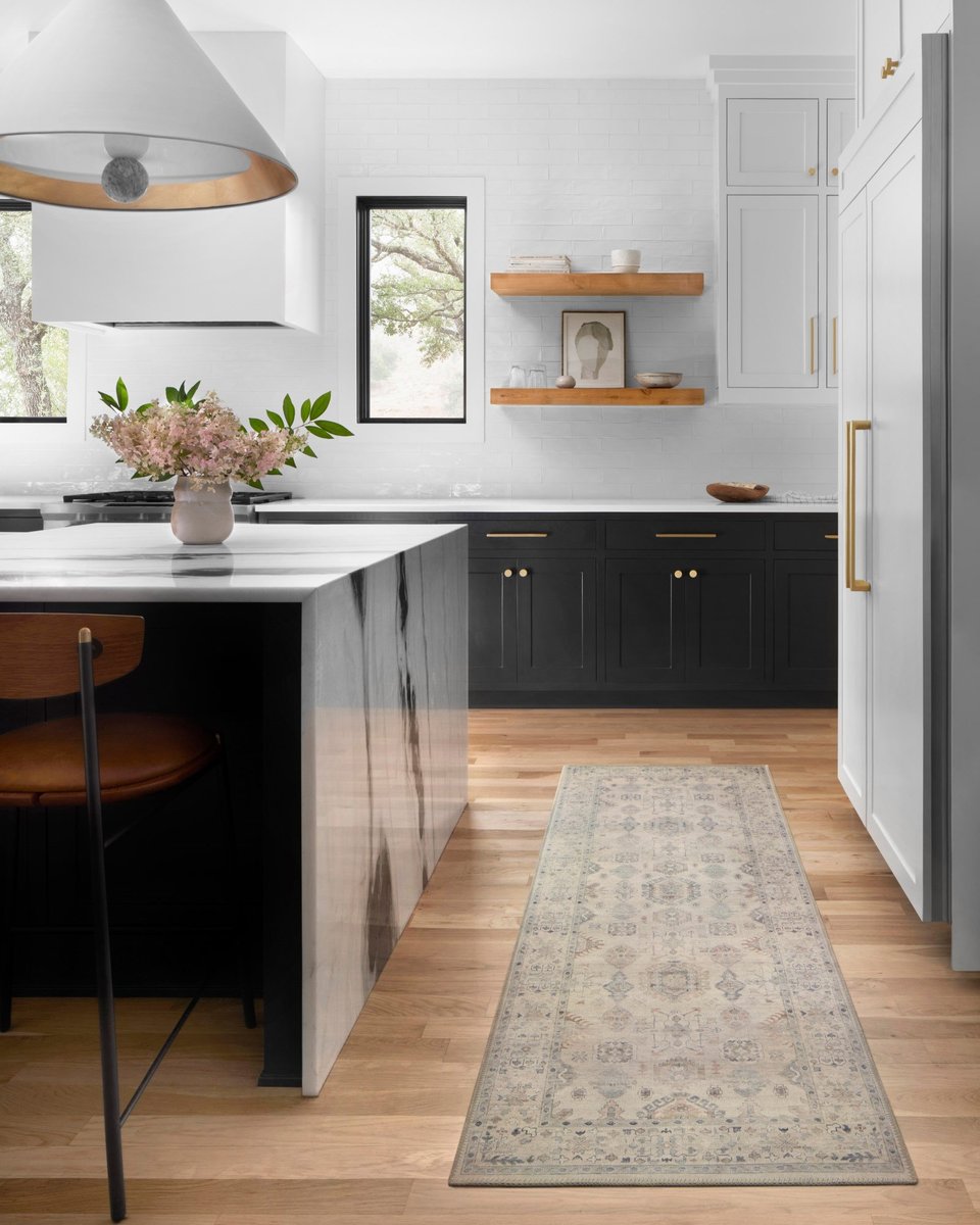 Basic Base, Amazing Accents - Grey Kitchen Decor Design Tips