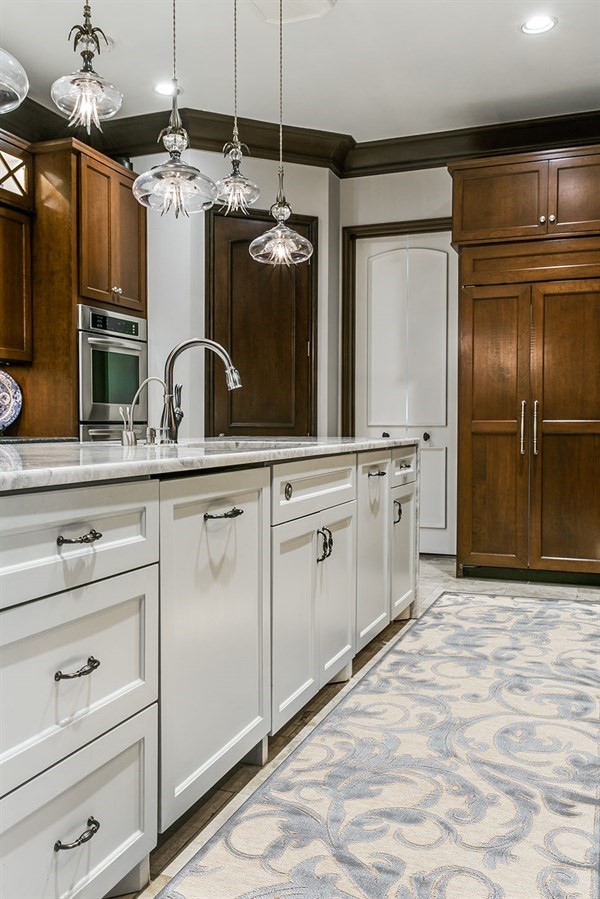 Elegant Florals Kitchen Decor Ideas