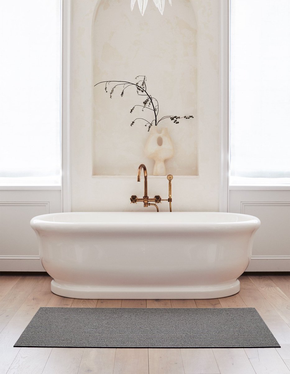 Make your bathroom your spa - bathroom rug ideas