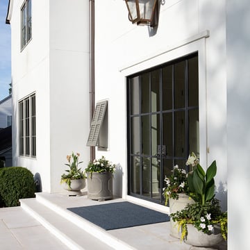 23 Aesthetic Front Porch Rug Ideas