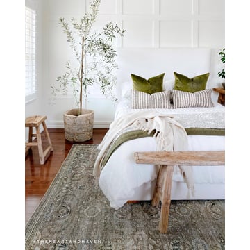 24 Amazing Green Bedroom Decor Ideas