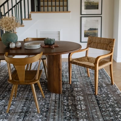 Chamberlain CH-07C Black Area Rug
