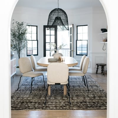 Chamberlain CH-07C Black Area Rug