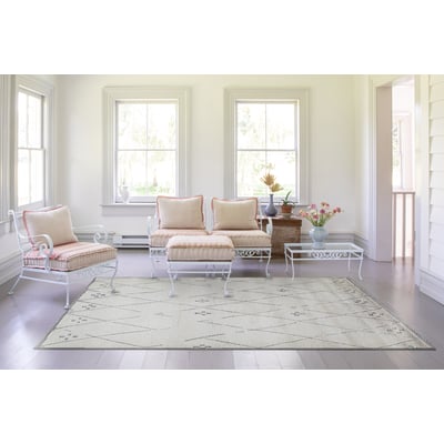 Adab Carved Lines White/Black Wool Hand-Tufted Area Rug