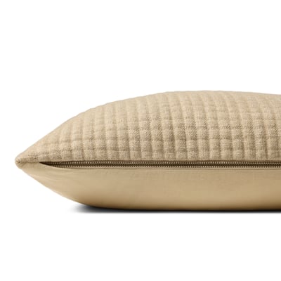 Christopher Pillow PJBR0002