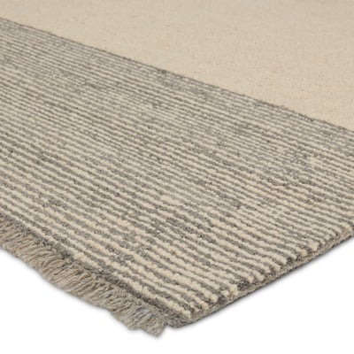 Hadi Fazia White/Grey Wool Hand-Tufted Area Rug