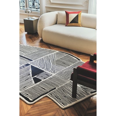 Antica Wool Hand-Tufted Area Rug