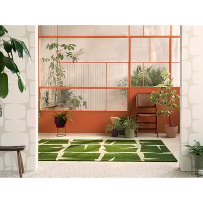 Moqui Green Hand-Tufted Outdoor Area Rug