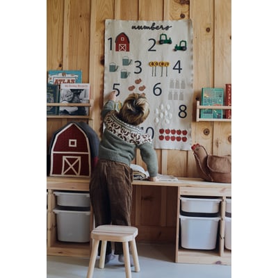 Growing up on a Farm Numbers Wall Hanger Natural/Red/Monstera Green Cotton Handmade Machine-Washable