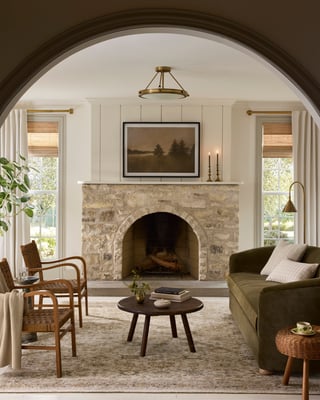 Magnolia Home by Joanna Gaines x Loloi Pace PAC-04 Traditional