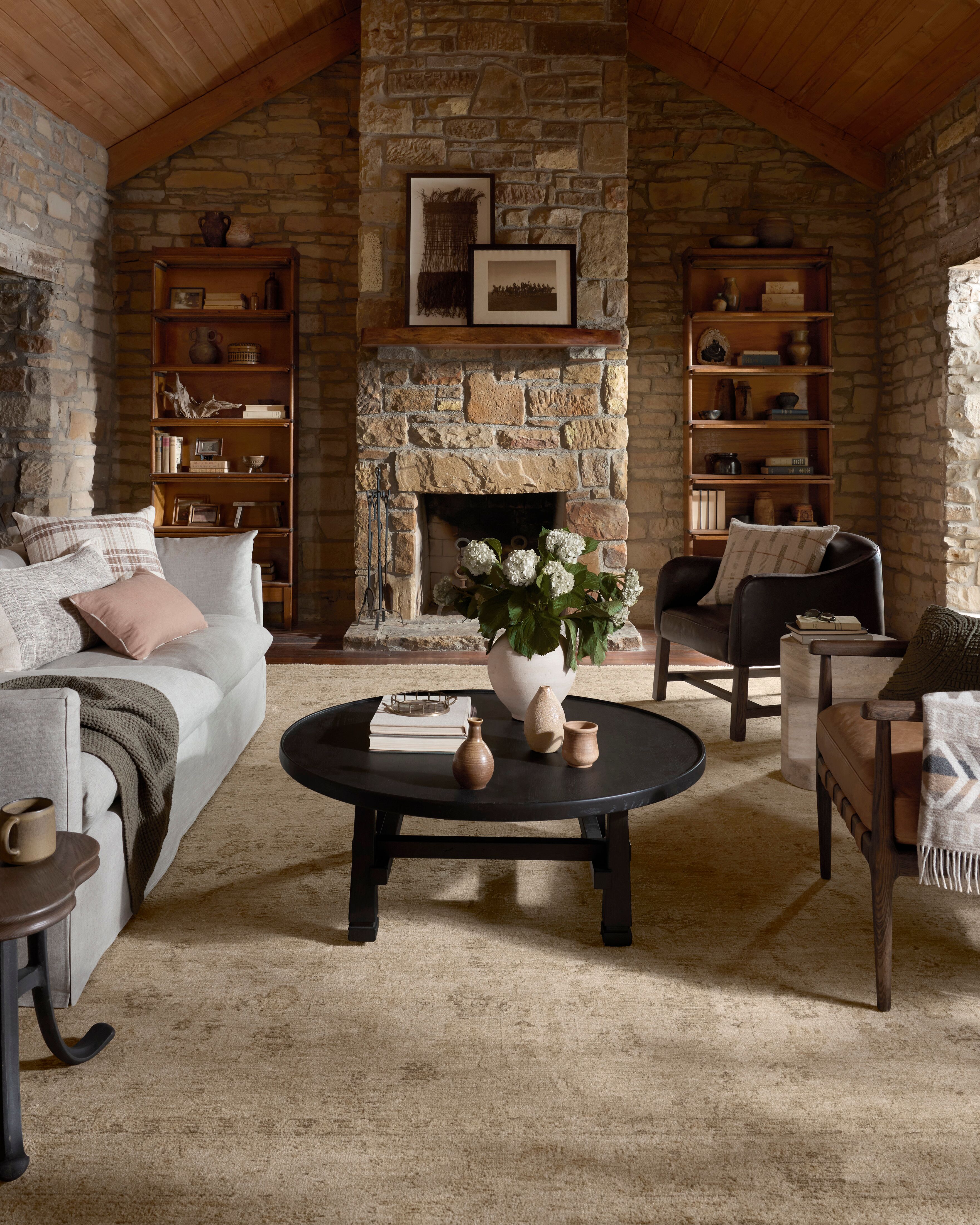 Loloi Willa WIA-08 Traditional / Oriental Area Rugs | Rugs Direct