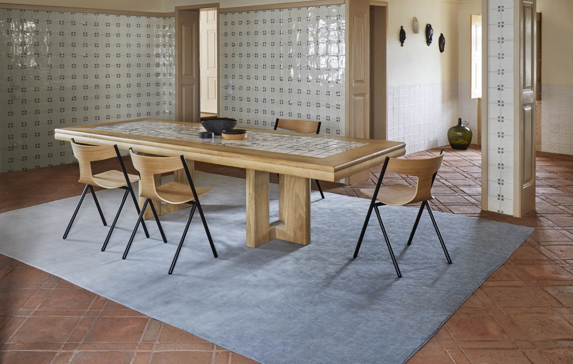 Customizable GAN Hand Knotted Degrade Medium Rug by Patricia
